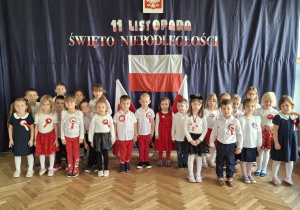 Grupa Smerfy podczas obchodów 11 listopada