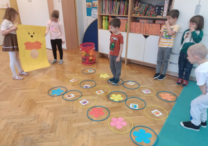 Za.bawa "Głodny miś".