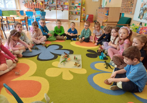 zabawy z dinozaurami