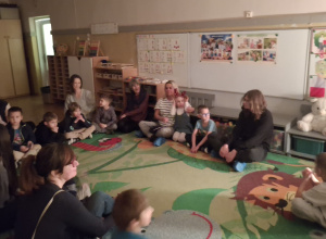 Czytanie bajek z rodzicami