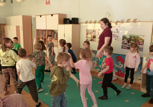 Zabawa ruchowa "Orzeł".